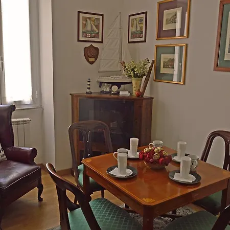 Costanza A Trastevere Bed and Breakfast Ρώμη