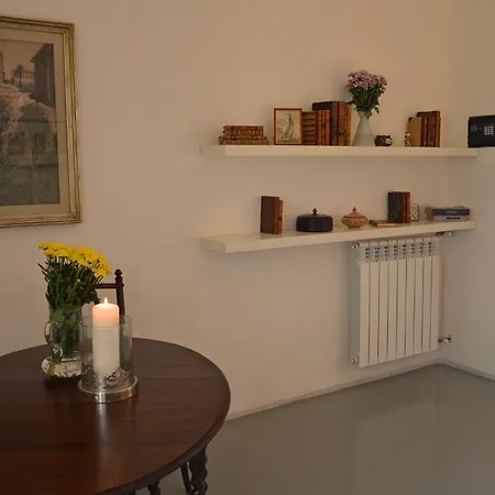 Alojamento de Acomodação e Pequeno-almoço Costanza A Trastevere